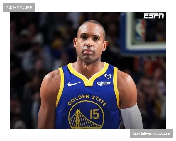 勇士霍福德老将经验 轮换体系中提供稳定策应与防守